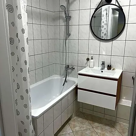 Delta Apart-house Apartmanhotel 3*