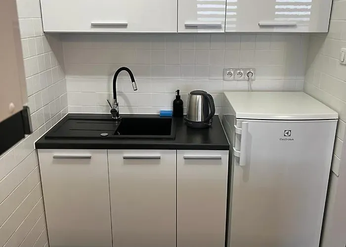 Delta Apart-house 3* 브로츠와프